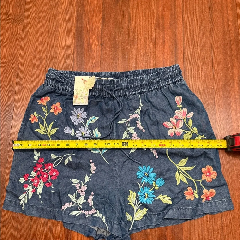 JHONNY WAS Evangeline drawstring shorts size Medium - Picture 6 of 9